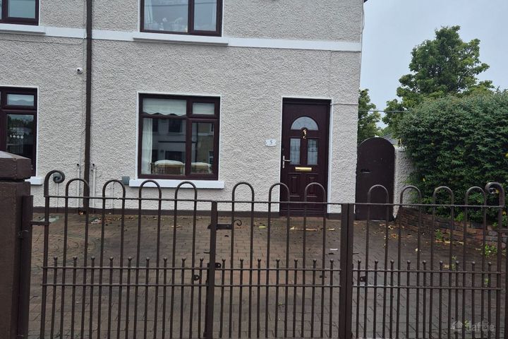 5 Imaal Road, Cabra, Dublin 7