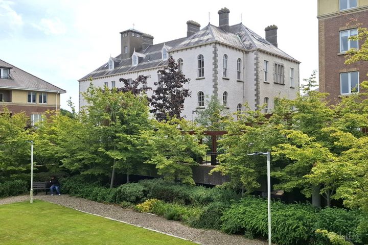 Mullins Wing Apartments, Linden Square, Grove Avenue, Stillorgan, Co. Dublin