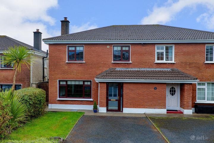 16 Bushypark Lawn, Circular Road, Galway City, Newcastle, Co. Galway, H91XK7A