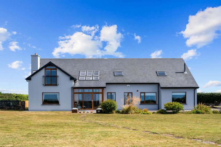 Realt Na Mara, Kilcredan, Ladysbridge, Garryvoe, Co. Cork, P25EP86
