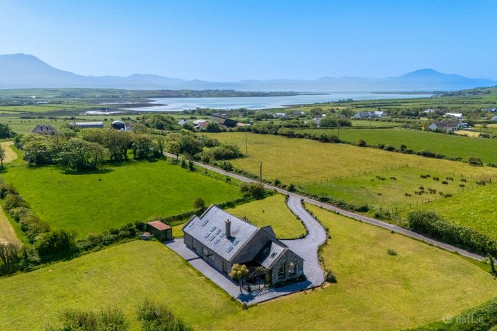 Barrow East, Ardfert, Banna, Co. Kerry, V92NV20