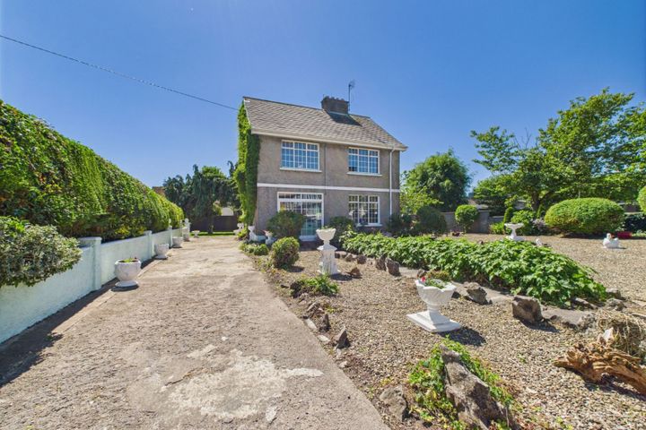 New Road, Ennis, Ennis, Co. Clare, V95XV7K