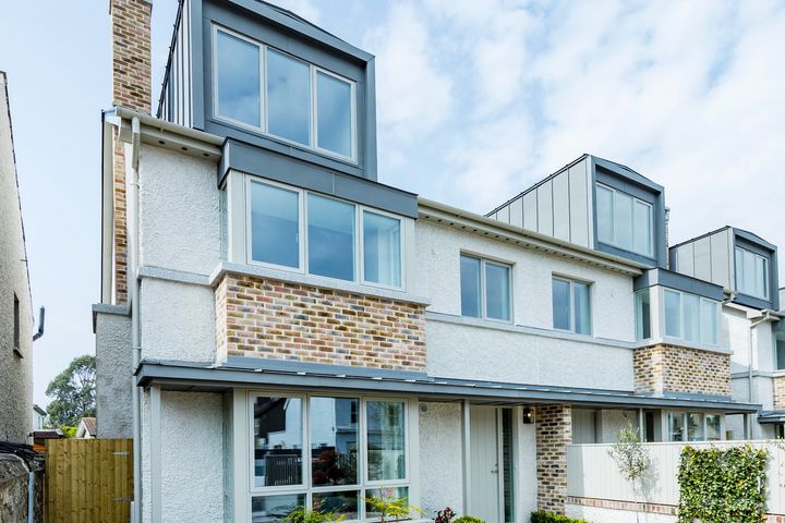 2 Schoolhouse Terrace, Glenageary, Glasthule, Co. Dublin