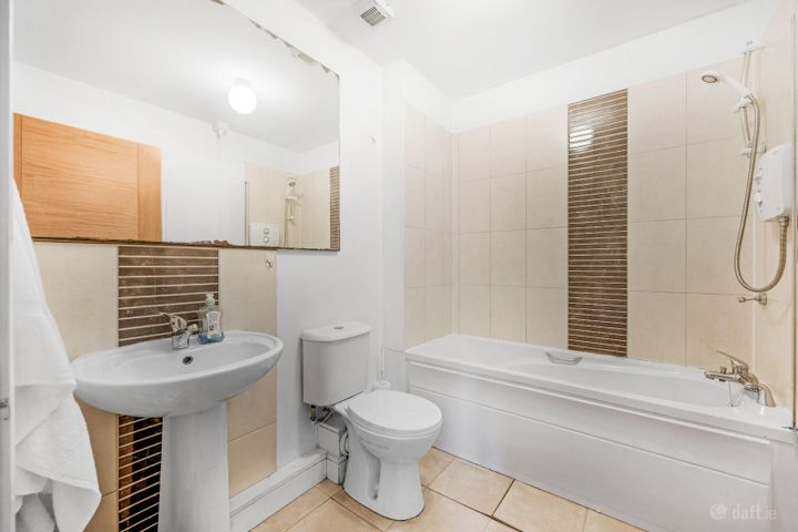 50 Churchwell Drive, Belmayne, Clongriffin, Dublin 13, D13WP95 - Photo 2