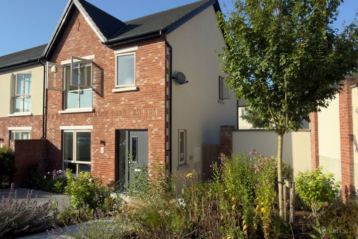 Whitethorn, Naas, Co. Kildare (bills included), Naas, Co. Kildare