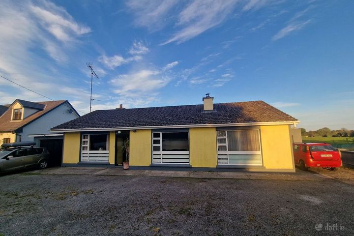 Cloonshanville, Frenchpark, Frenchpark, Co. Roscommon, F45X820