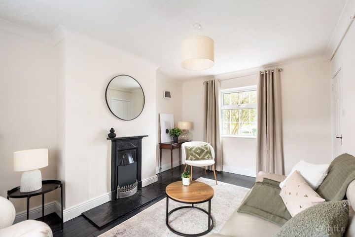 6 Saint Patrick's Crescent, Monkstown, Co. Dublin, A96EK57 - Photo 3