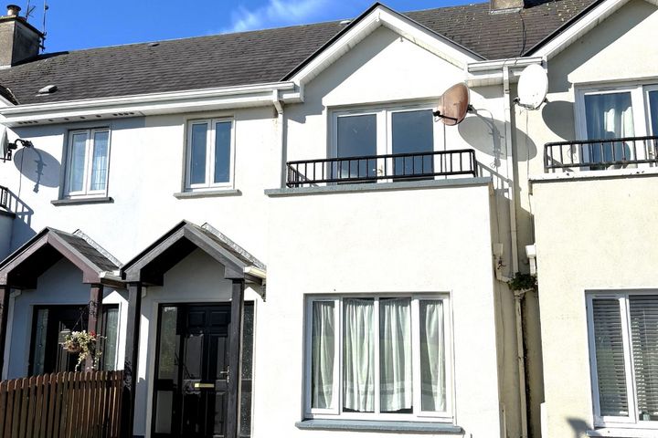 19 An Sruthan, Loughrea, Co. Galway, H62PX72
