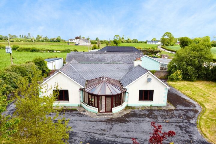 Clonark, Cornafulla, Athlone, Co. Roscommon, N37WR66