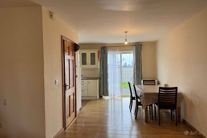 6 Railway Mews, Bruree, Co. Limerick, V35WE22 - Photo 2