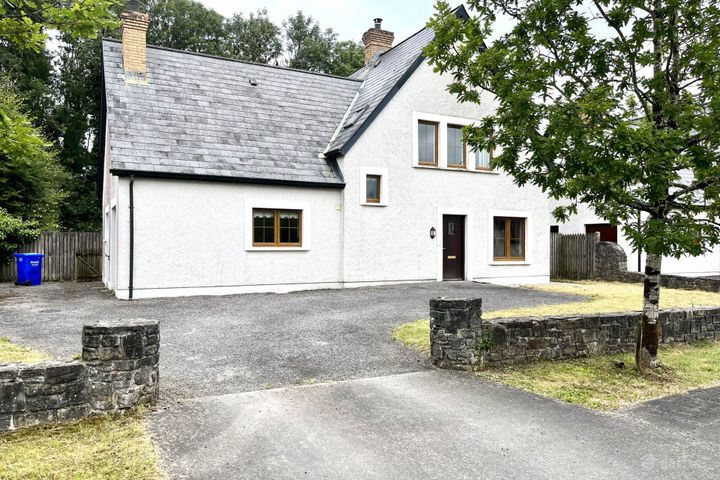 2 The Lodge, Castaledargan, Ballygawley, Co. Sligo, F91N2Y3