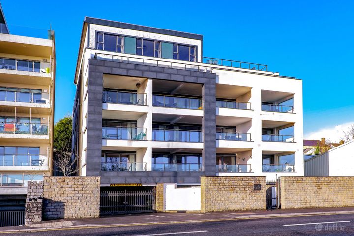 14 Tobar na mBan, Lough Atalia Road, Galway, H91KV7P