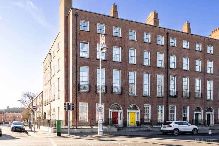 Apt 17, 55 Mountjoy Square West, D01 N237, Dublin 1