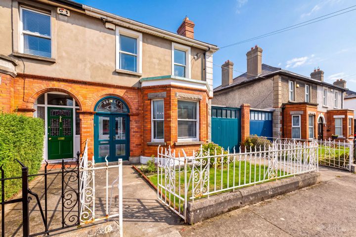 3 Crescent Villas, Glasnevin, Dublin 9, D09C2Y6