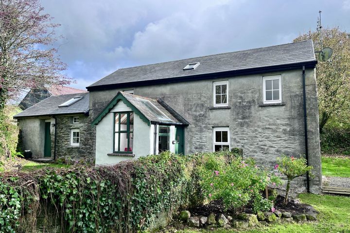 The Poets House, Cloncorban, Rossmore, Clonakilty, Co. Cork, P85RY74