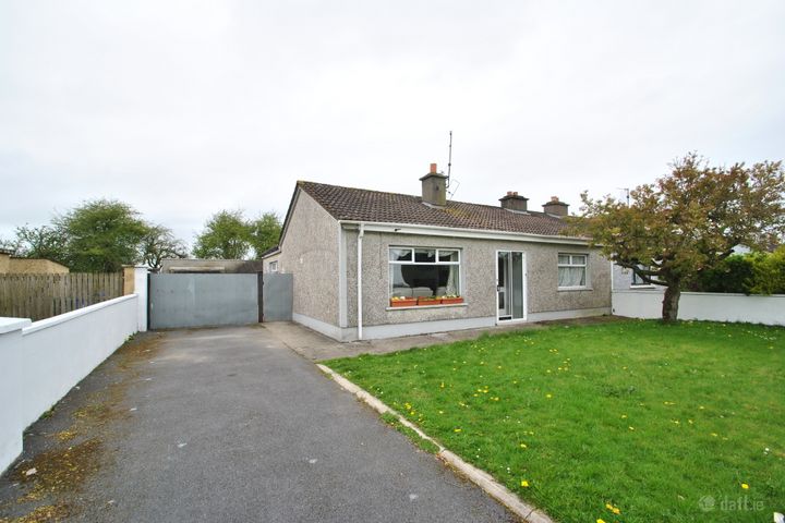 9 Sheehane, Roscrea, Co Tipperary, E53X820