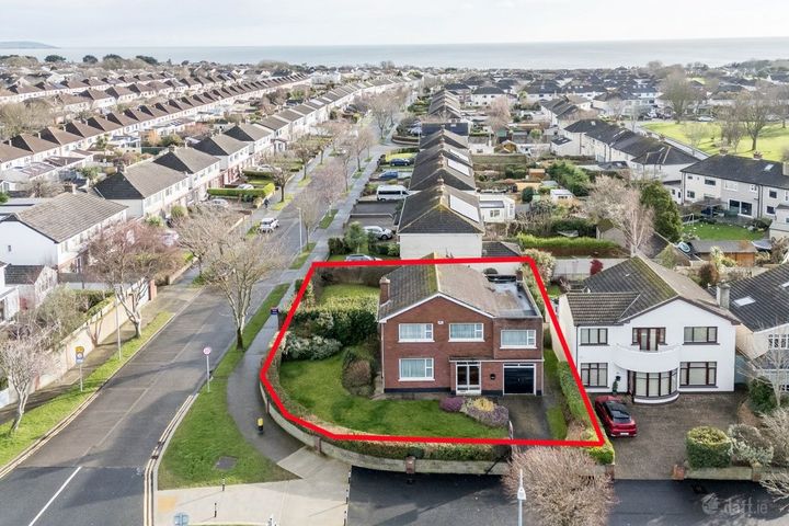 16 Carrickhill Road Upper, Portmarnock, Portmarnock, Co. Dublin, D13DY03 - Photo 2