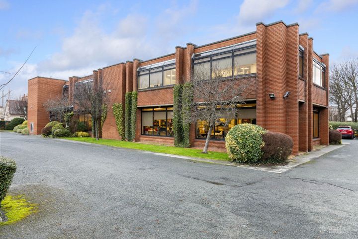 V.F.I. House, Castleside Drive, Dublin 14, D14N8N8