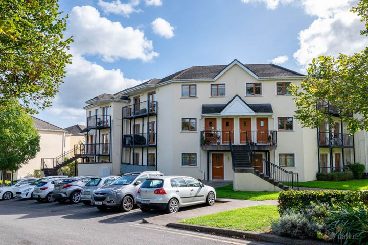 82 The Rectory, Stepaside, Dublin 18, Co. Dublin, D18D1V2