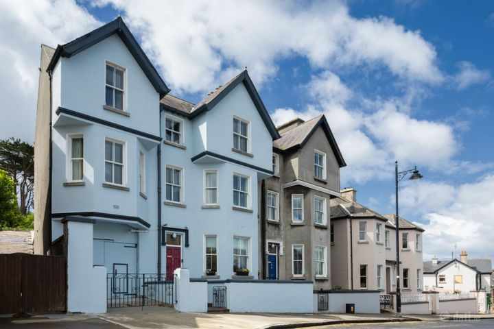 Linden Hall, Altamount St, Westport, Mayo