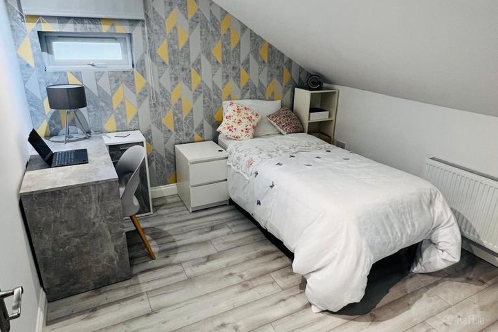 Larkfield Square, Lucan, Lucan, Co. Dublin