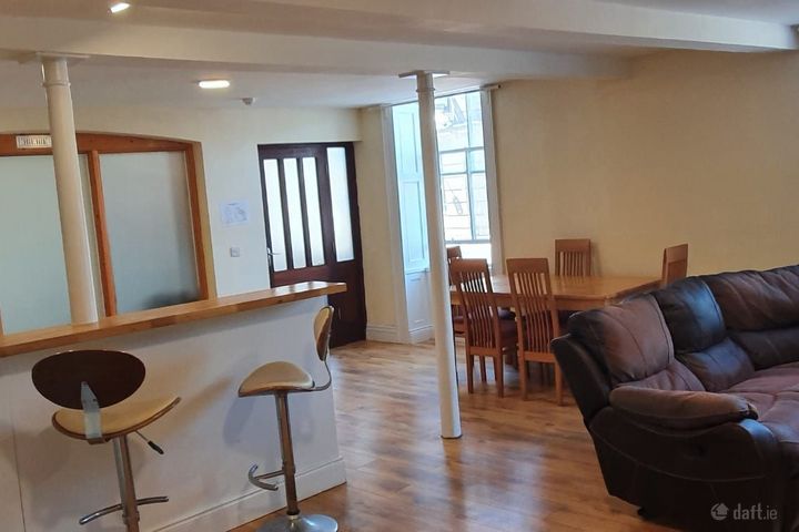 Rosemary Square,Roscrea,Co. Tipperary, Roscrea, Co. Tipperary