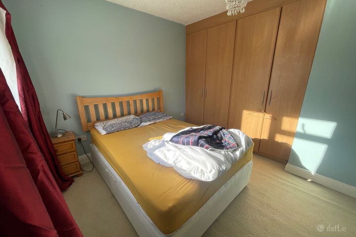 12 Ballyogan Court, Dublin 18, Leopardstown, Dublin 18