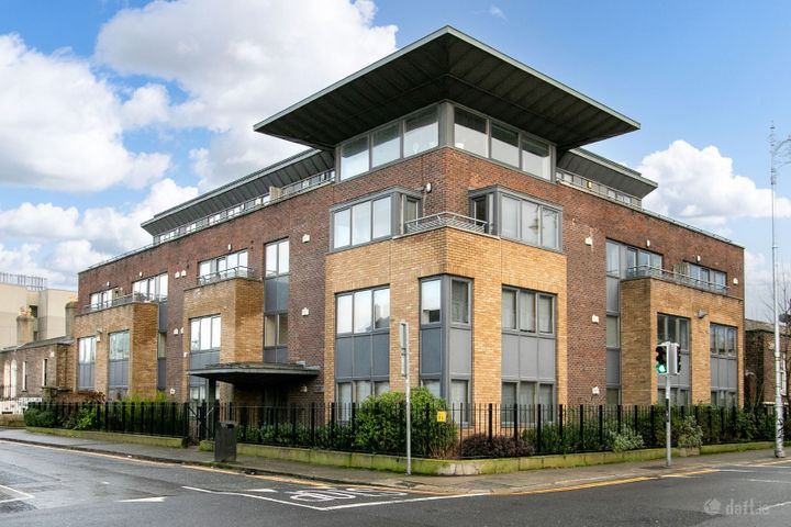 Apt 12 Gascoigne Court,, Camden Row,, Portobello,, Dublin 8, D08VW29