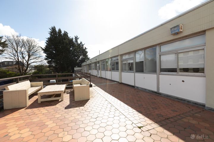 7 Cranford Centre, Merrion, Dublin 4