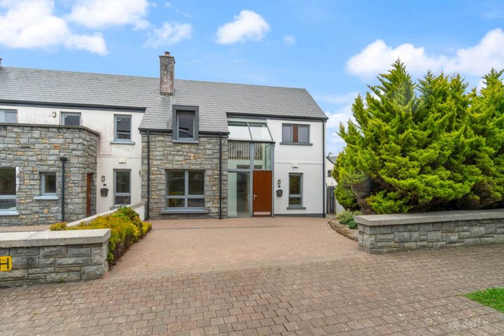 137 Caireal Mor, Headford Rd, Castlegar, Galway