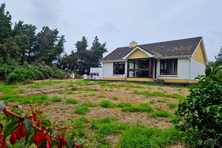 Corveen, Derrybeg, Brinlack, Co. Donegal, F92RH79