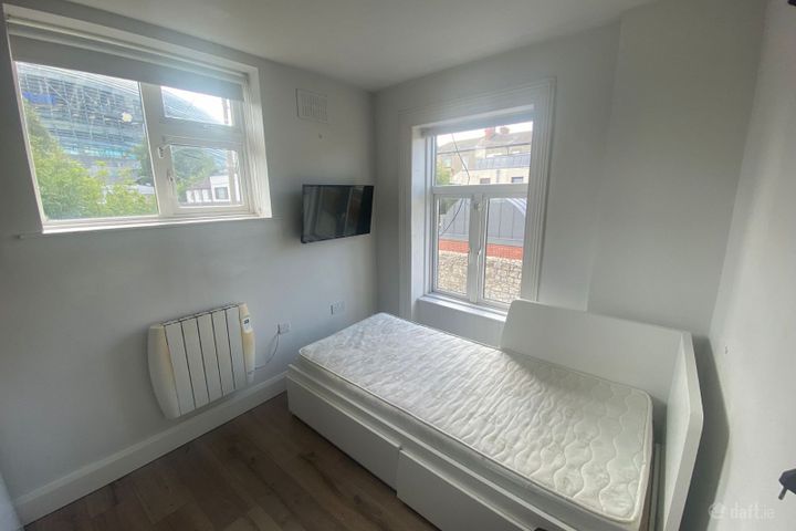 Lansdowne Terrace, Sandymount, Dublin 4