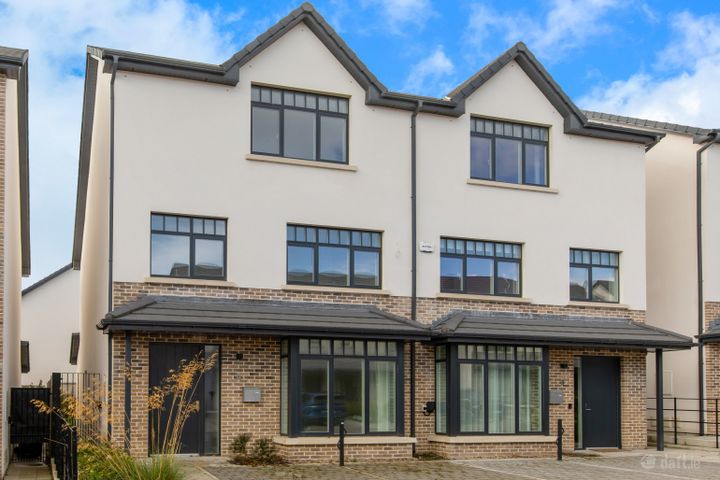 4 Woodward Copse, Glencairn Gate, Leopardstown, Dublin 18, D18H2PP