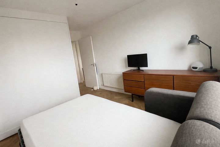 Belarmine Hall, Belarmine Avenue, Dublin 18, Stepaside, Dublin 18