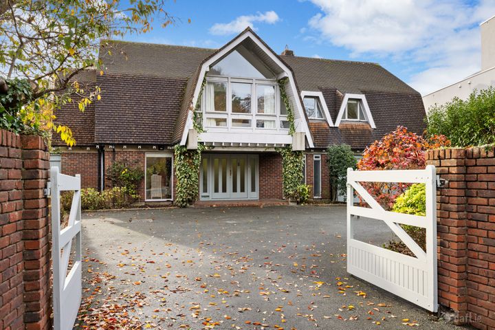 Mountgorry, Mart Lane, Foxrock Dublin 18, Dublin 18, Dublin