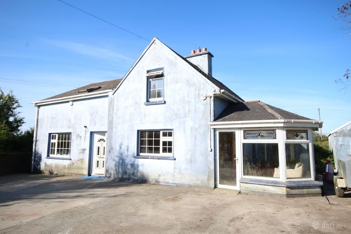 Castlelands, Enniskeane, Co. Cork, P47A378