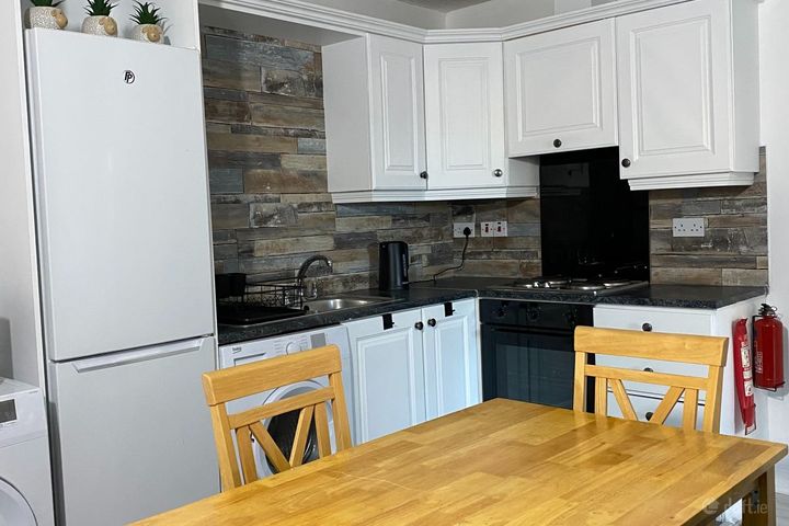 Mount Kennett Place, Dock Road, Limerick City Centre