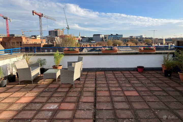  Tenterfields , Brown Street South Dublin 8, The Coombe, Dublin 8