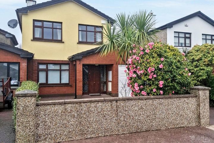 43 Kiltegan Lawn, Rochestown Road, Rochestown, Co. Cork