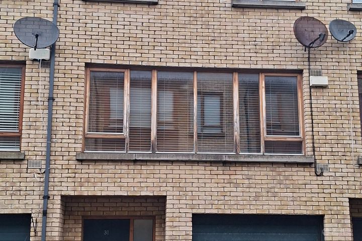 31 Auburn, Howth Road, Clontarf, Dublin 3