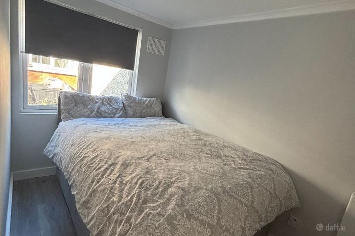 Belgard Road, Kilnamanagh, Dublin 24