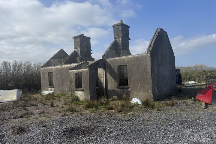 Ref 1170 - Old Cottage/Ruin, Murreagh, Waterville, Co. Kerry