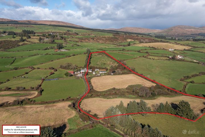 Closh House, Meenies Middle, Drimoleague, Co. Cork, P47XD66