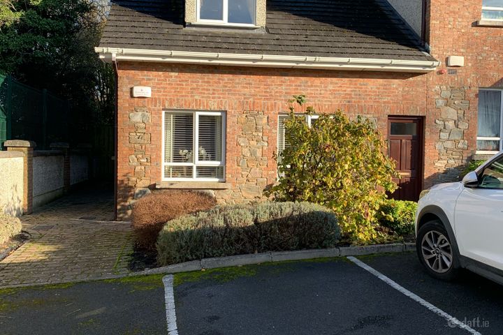 8 Sli Cluain Aoibhinn Court, Craddockstown, W91EA31, Naas, Co. Kildare