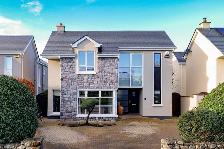 11 Heather Hill, Barna, Co. Galway, H91X2H1