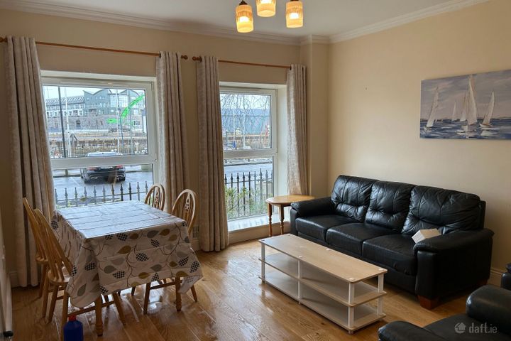 2 Bed/2 Bath Ground Floor Apartment , Dun Aengus, Dock Street, The Docks, Galway City Centre