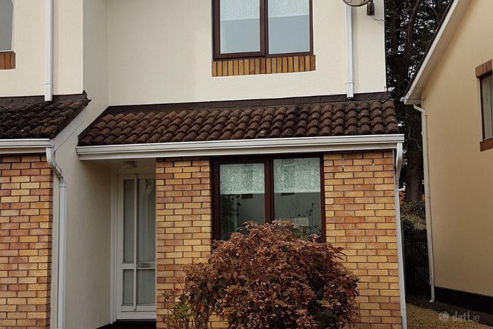 16 Cowper Village, Rathmines, Dublin 6