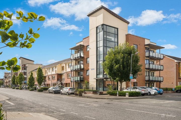 1b Rathborne Close, Dublin 15
