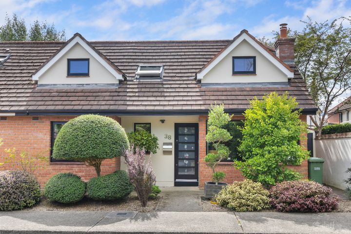38 Hampton Crescent, St Helens Wood, Booterstown Dublin, Dublin