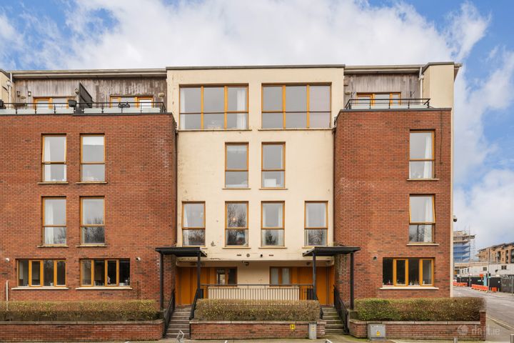 3 River Vale, River Road, Ashtown, Castleknock, D15K3KR